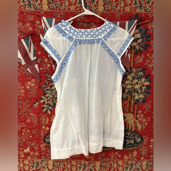 White Boho Embroidered Cap Sleeved Tunic with Blue Floral Motif Paisley Summer - Picture 2 of 6